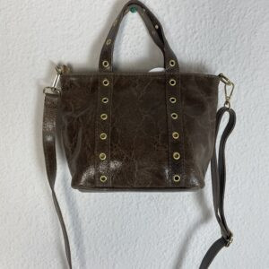 BOLSO PIEL MARRON TACHUELAS