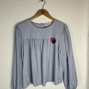 BLUSA CUADROS AZUL CORTE EN EL PECHO