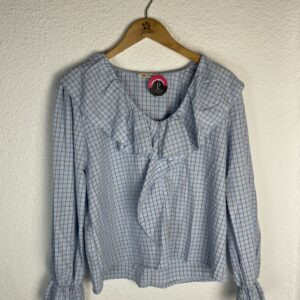 BLUSA AZUL CUADROS VOLANTES