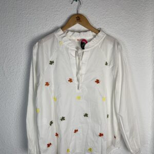 BLUSA BLANCA HOJAS BORDADAS