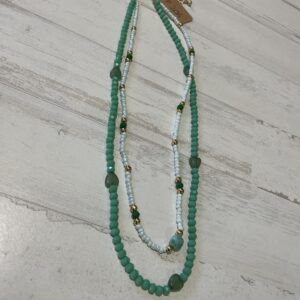 COLLAR BOLITAS VERDE BOLITAS