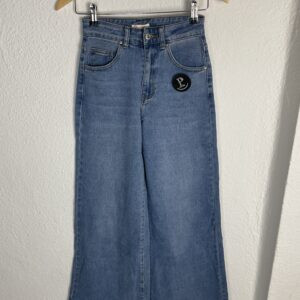 PANTALÓN ANCHO RECTO