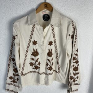 CHAQUETA BLANCA BORDADA EN MARRON