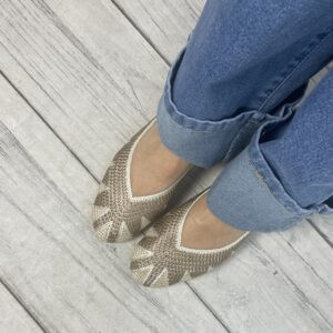 MERCEDITAS CROCHET BEIG Y CAMEL