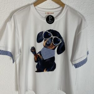 CAMISETA PERRO BLANCA DETALLES CUADROS