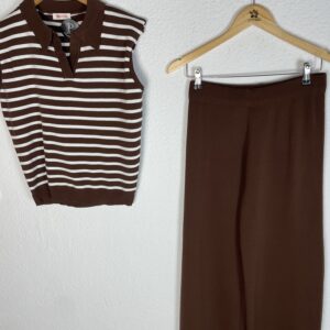 CONJUNTO HILO CHALECO Y PANTALÓN MARRÓN