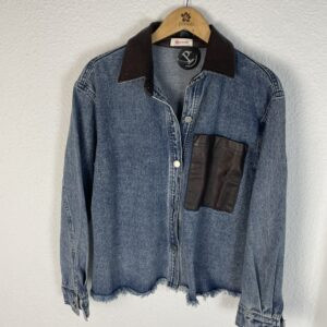 CHAQUETA VAQUERTA DETALLE CUERO