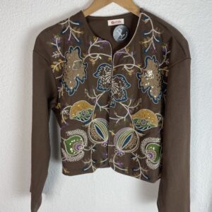 CHAQUETA MARRON BORDADA