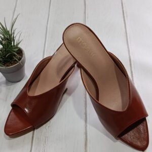 SANDALIAS MULE COLOR CUERO