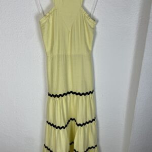 VESTIDO AMARILLO DETALLE ZUTA