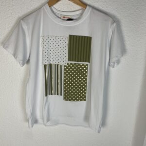 CAMISETA LUNARES Y RAYAS TONS VERDES
