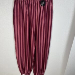 PANTALÓN SATINADO RECOGIDO ROSA Y ROJO RAYAS
