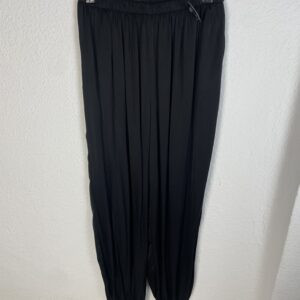 PANTALÓN SATINADO NEGRO