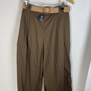 PANTALÓN PINZAS RECTO MARRON