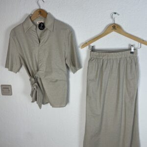 CONJUNTO LINO FALDA Y BLUSA CRUZADA