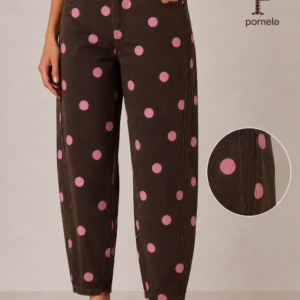 PANTALÓN VAQUERO BALLOON MARRÓN CON LUNARES ROSA
